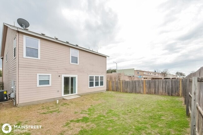 Building Photo - 6430 Royal Ridge, San Antonio, TX 78239