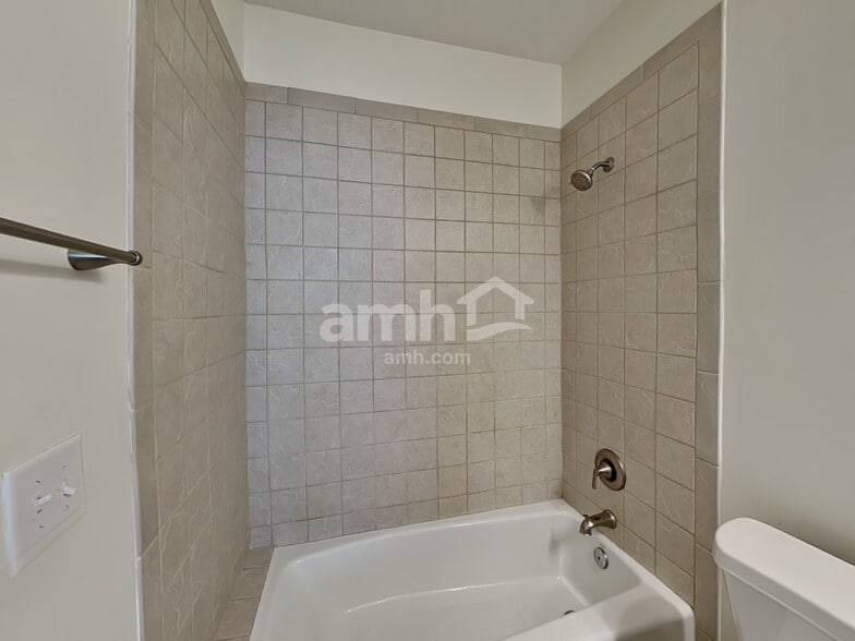 Building Photo - 3032 Ivy Brook Pl