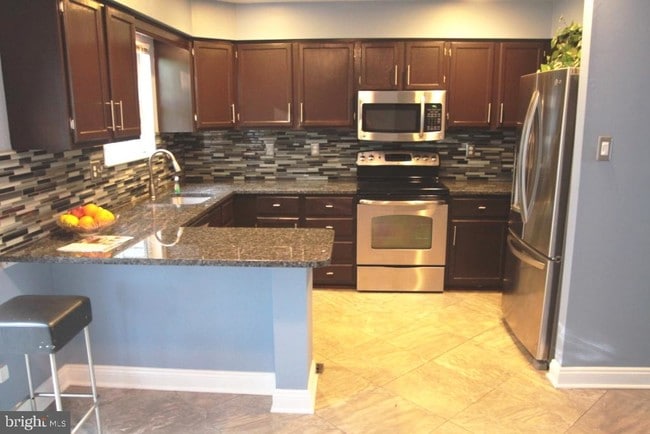 Building Photo - 4773 Leyden Way