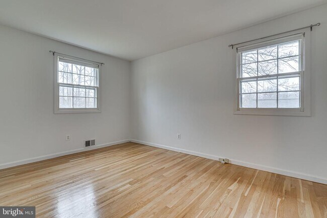 Building Photo - 4223 San Juan Dr