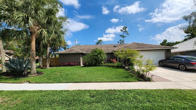 Building Photo - 1134 Goldenrod Rd