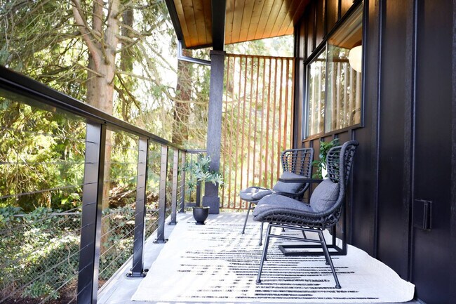 Building Photo - 3922 I St