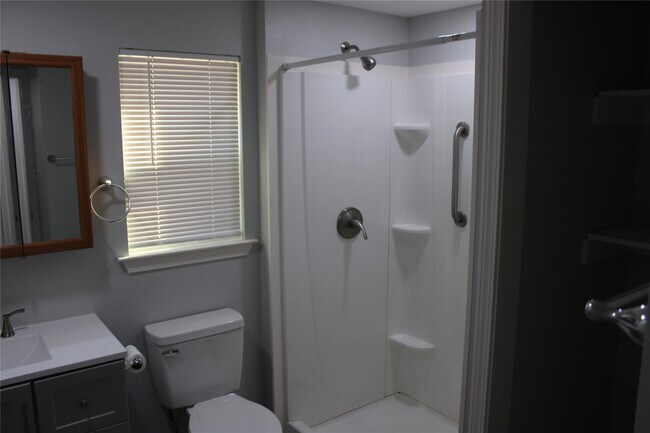 Building Photo - 4214 Fuqua St