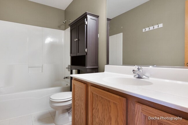 Building Photo - 2288 Hudson Cir