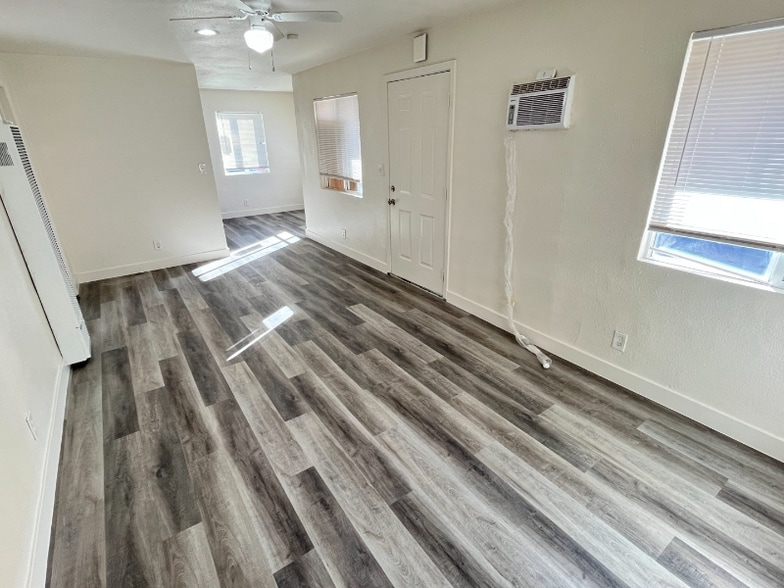 Building Photo - 1604 N H St