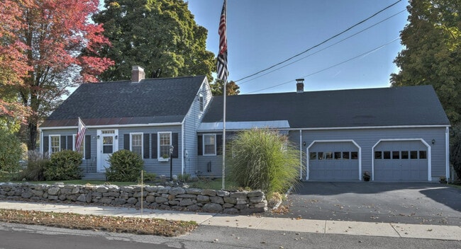 Building Photo - 35 Hastings Ave