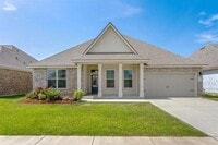 Building Photo - 3258 Lake Crest Dr