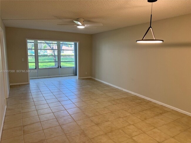 Building Photo - 12501 SW 14th St