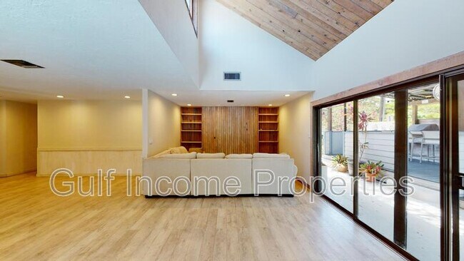 Building Photo - 2360 Riverwood Pines Dr