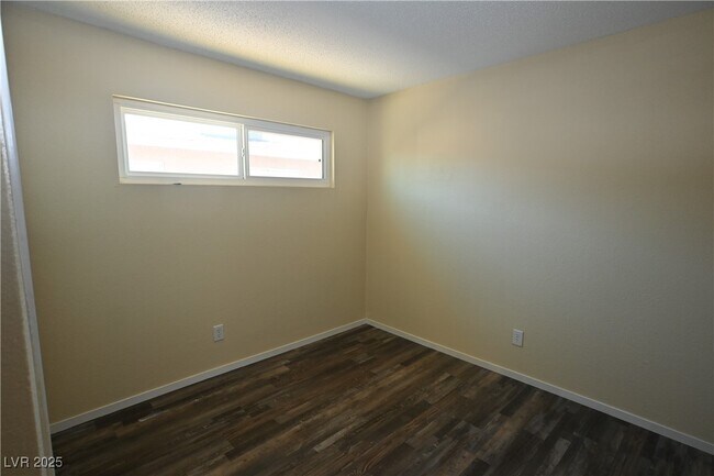 Building Photo - 2508 N McCarran St