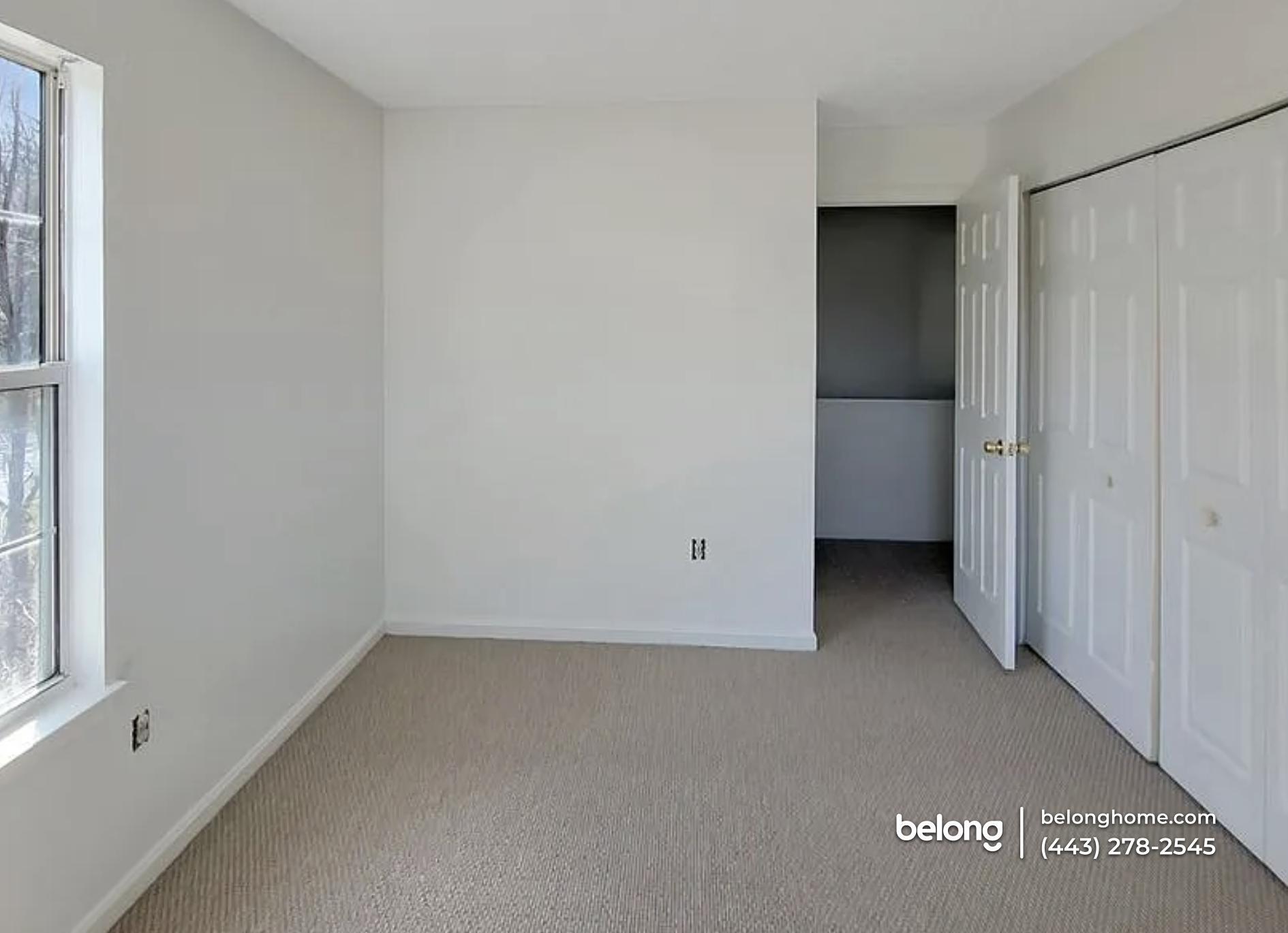 Building Photo - 3870 Gateview Pl