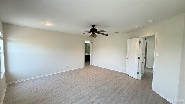 Building Photo - 24 Los Lagos Dr