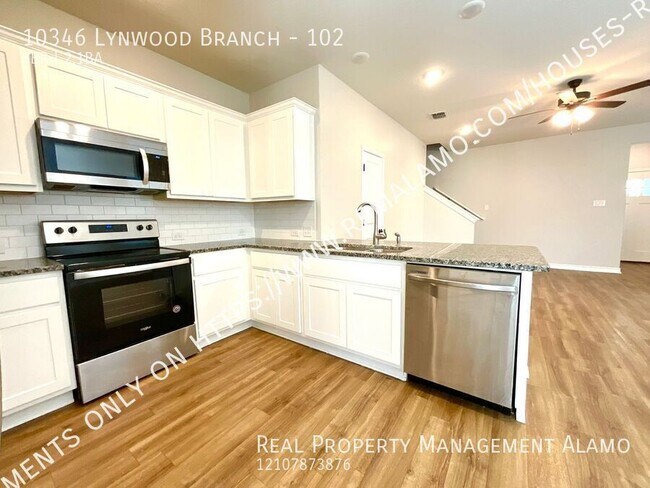 Building Photo - 10346 Lynwood Branch