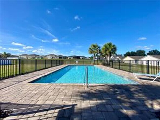 Building Photo - 3 Bedroom/2 Bathroom SFH in Summers Corner AVAILABLE APRIL 6th!