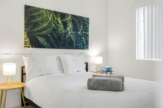 Building Photo - 1924 SW 20th St