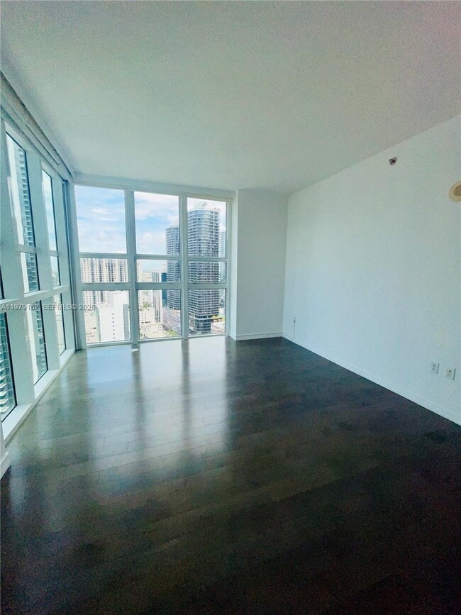 Building Photo - 951 Brickell Ave