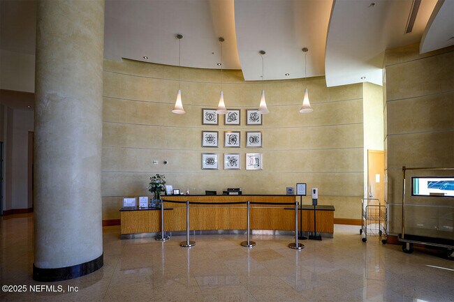 Building Photo - 1431 Riverplace Blvd