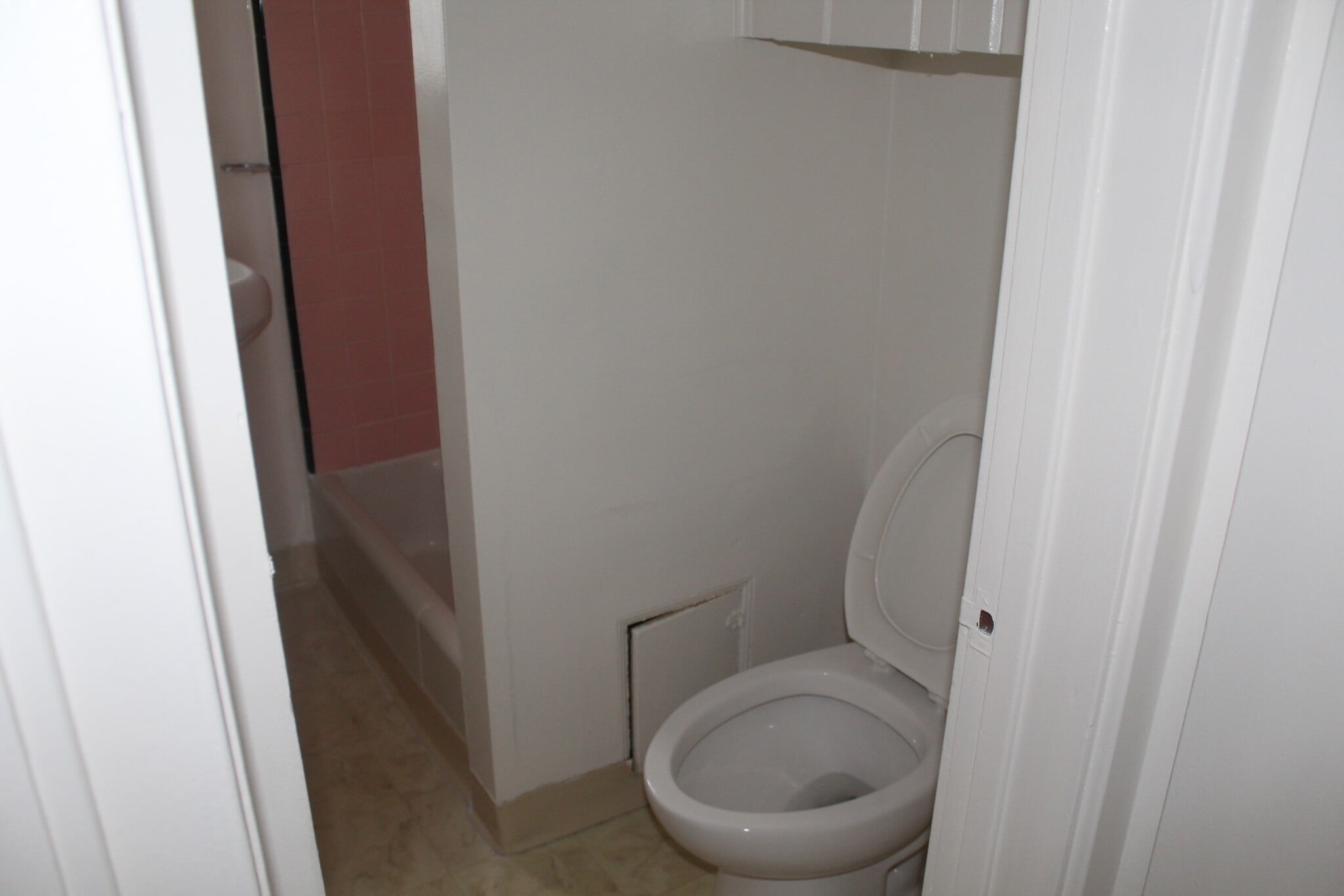 Building Photo - 14435 1/2 Califa St