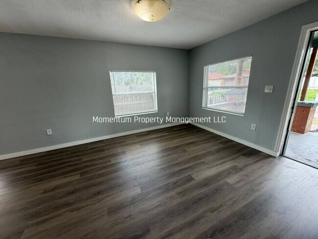 Building Photo - 4605 N 38th St