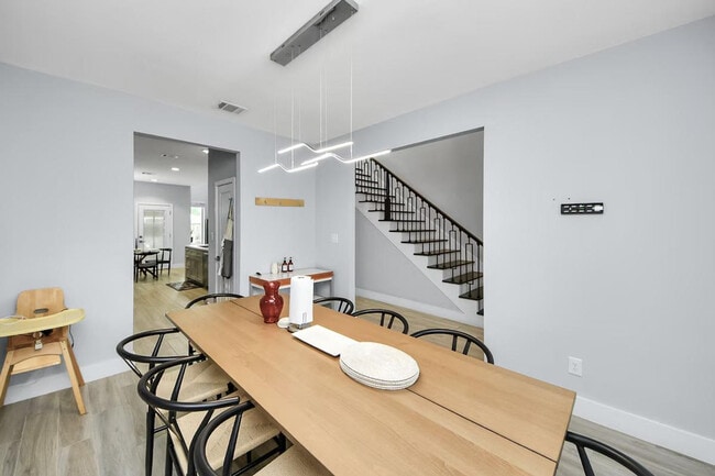 Building Photo - 7542 Lemma Dr