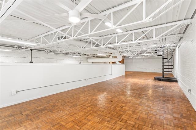 Building Photo - 306 S Walton St