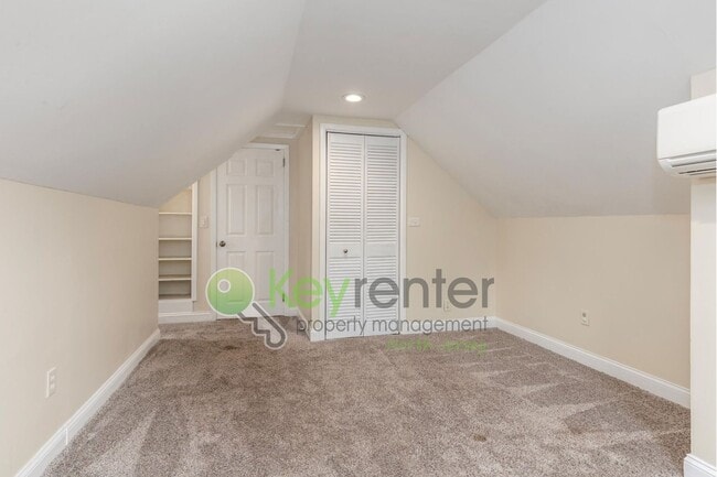 Building Photo - Spacious 4-Bedroom Home with Huge Fenced Y...
