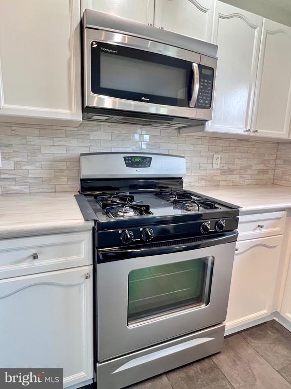 Building Photo - 20718 Apollo Terrace