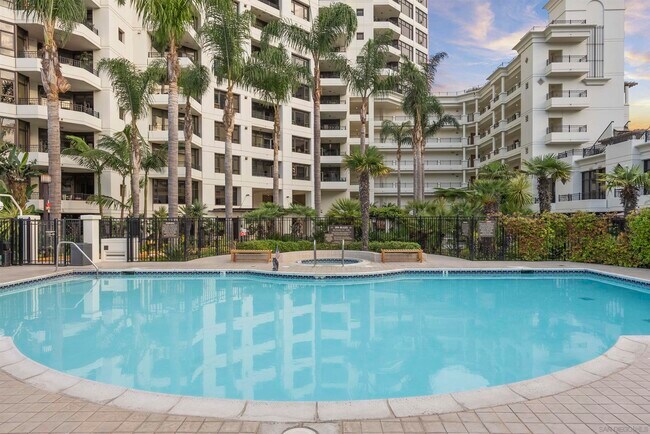 Building Photo - 700 W Harbor Dr