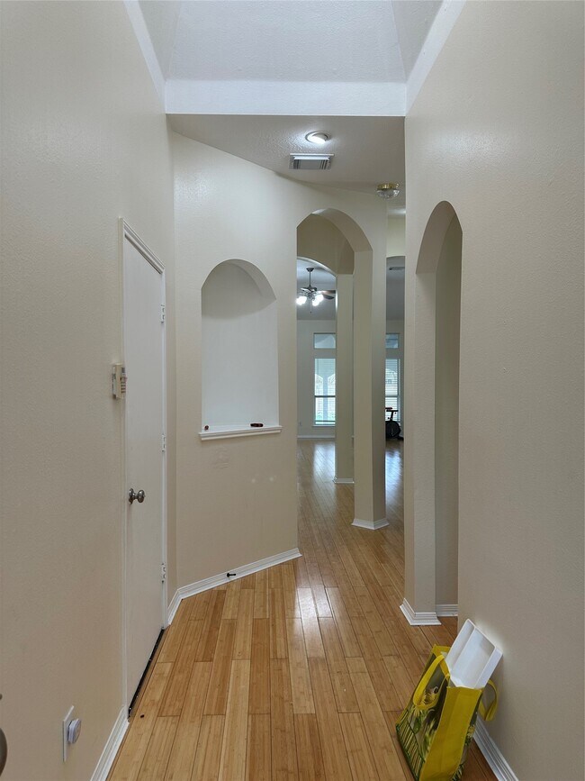 Building Photo - 11158 Riverbank Ridge Ln