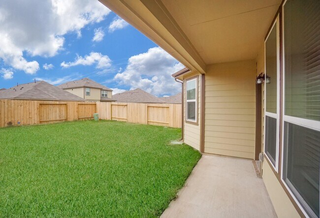 Building Photo - 17246 Quiet Song Ct