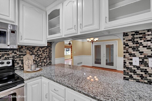 Building Photo - 7405 Ridan Way