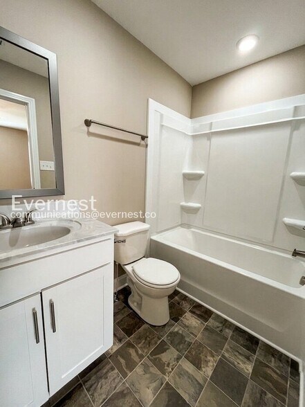 Building Photo - 3385 Polly Dr