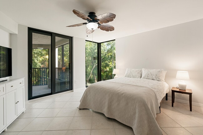 Building Photo - 7101 Gulf of Mexico Blvd