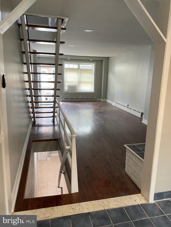 Primary Photo - 1738 Stocker St