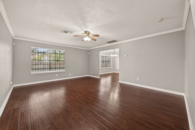 Building Photo - 6815 Lower Arrow Dr