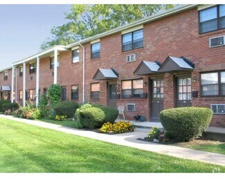 Building Photo - Park Manor Apartments- Quakertown