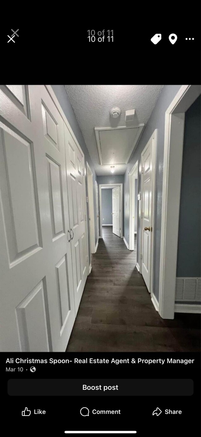 Building Photo - 90 Harmony Dr W