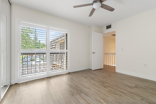 Building Photo - 630 6th Terrace