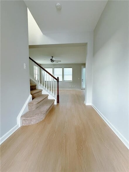 Building Photo - 3998 Cutler Donahoe Way