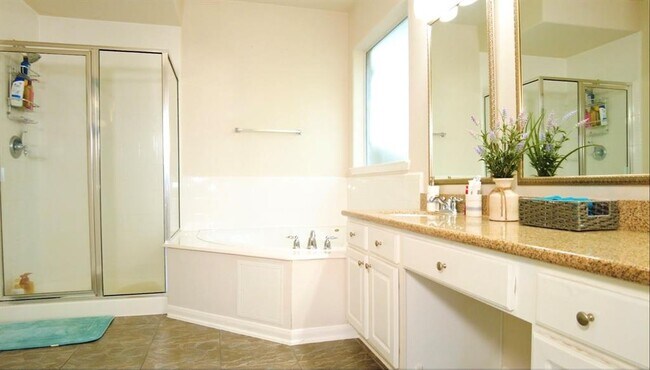 Building Photo - 6311 Auburn Terrace Ct