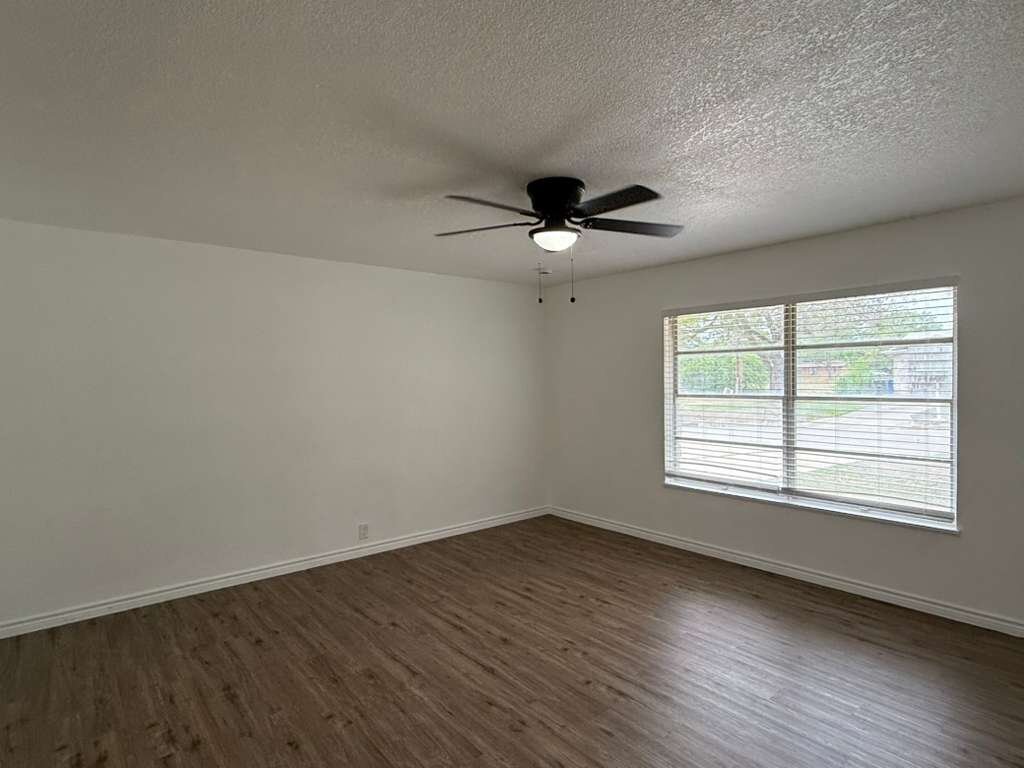 Building Photo - 206 Covina Ave