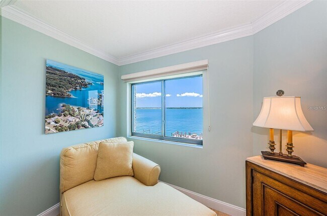 Building Photo - 240 Sand Key Estates Dr