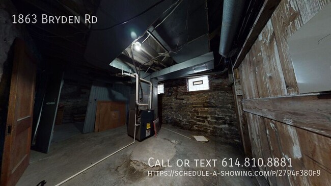 Building Photo - 1863 Bryden Rd