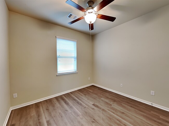 Building Photo - 7446 Durango Creek Dr