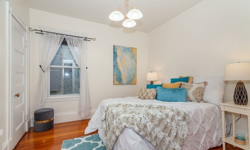 Building Photo - 797 Columbia Rd