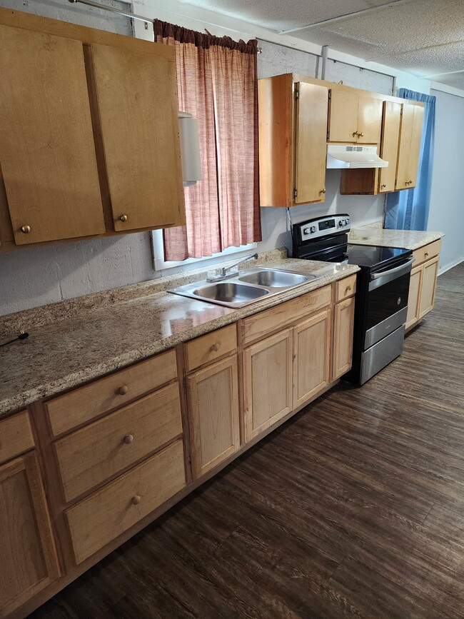 Kitchen - 784 Soperton Hwy