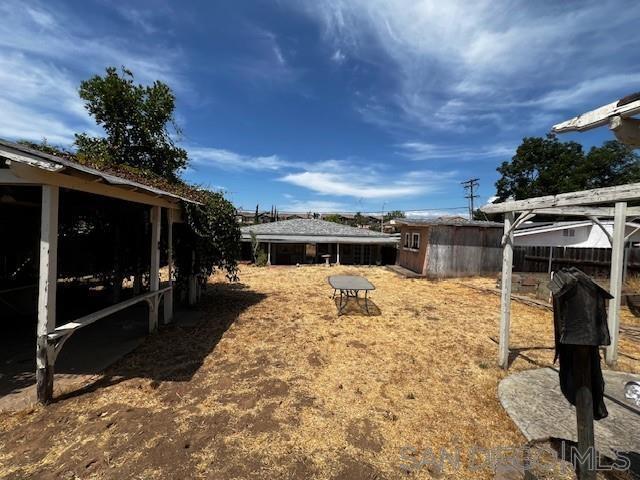 Building Photo - 10235 Buena Vista Ave