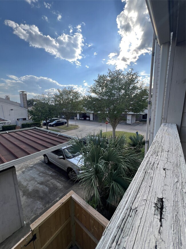 Building Photo - 9522 Pagewood Ln