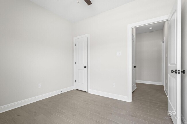 Building Photo - 1388 Fenton Cir