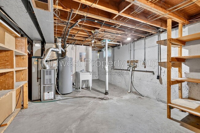 Building Photo - 1205 Acredale Dr